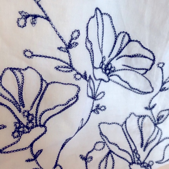 Hollister tank top - Picture 6 of 8